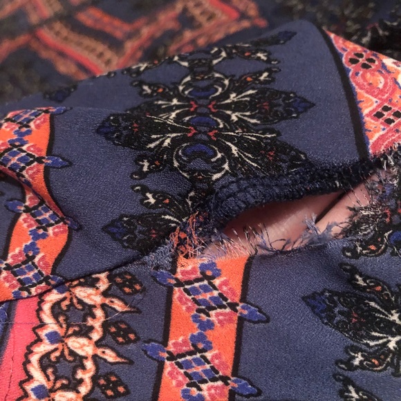 Blouse - Picture 3 of 3